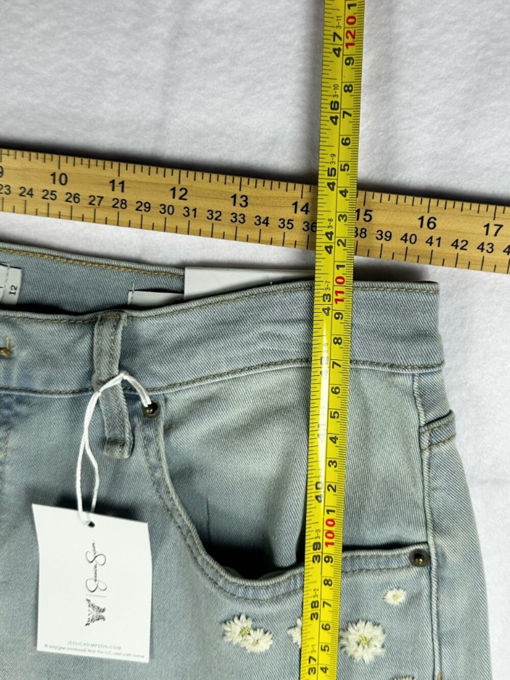 Jessica Simpson Women's 12 Light Blue Denim Jeans Wide-Leg Floral Embroidered - Picture 6 of 16